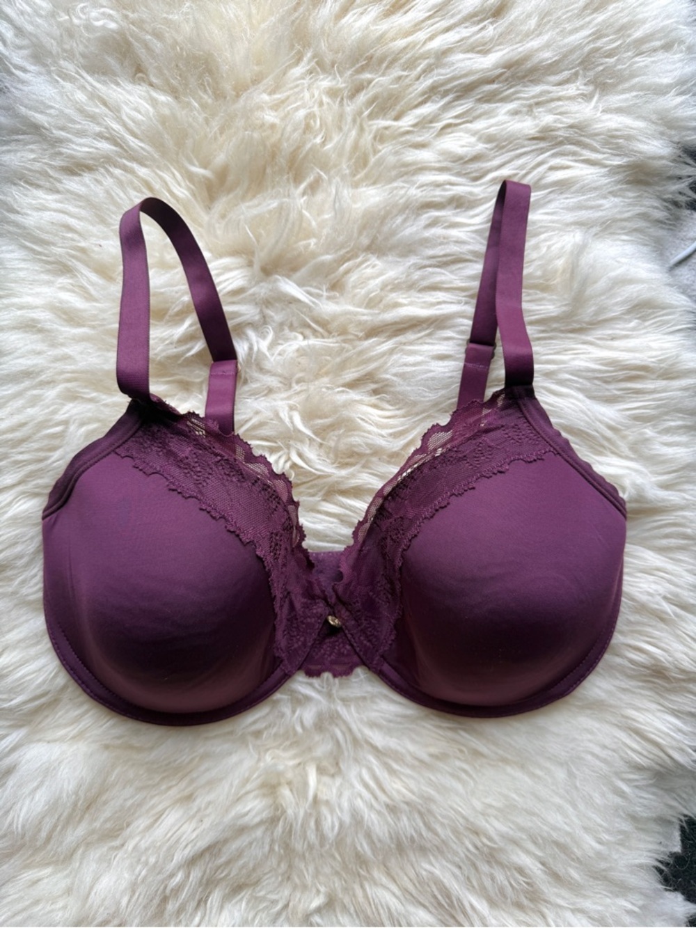 Natori Hidden Glamour Contour Underwire Bra - Deep Purple - 32 DD - Like New